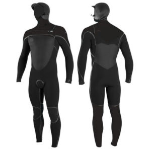 6mm wetsuit surfing